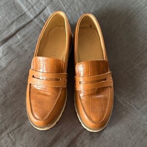 Journee Collection Women's Brown Loafers